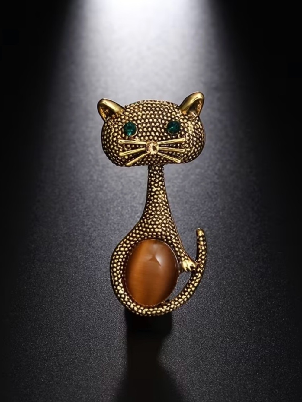 Vintage Look Golden Plated Cat Brooch Green Eyes Textured Women’s jewelry New